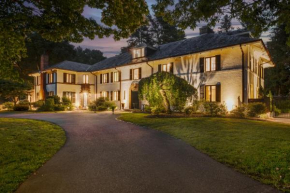 Boston Mansion Heated Pool Fire Pit Tennis